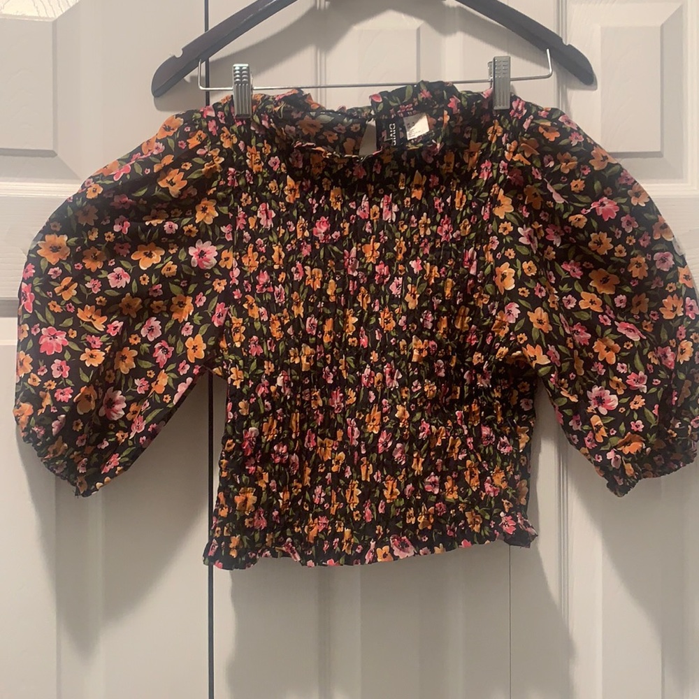 Flower Puffy Sleeve Top. Used Once!